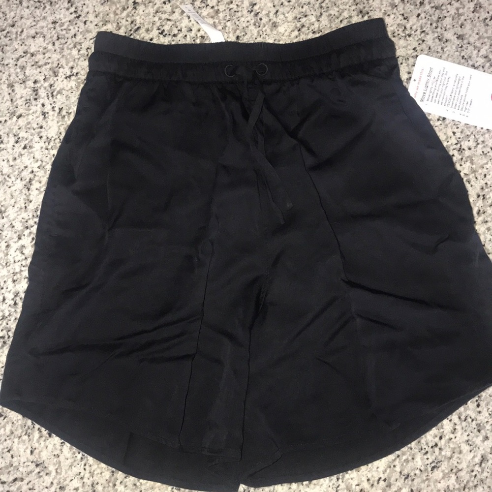 Lululemon Move Lightly Short- size 6